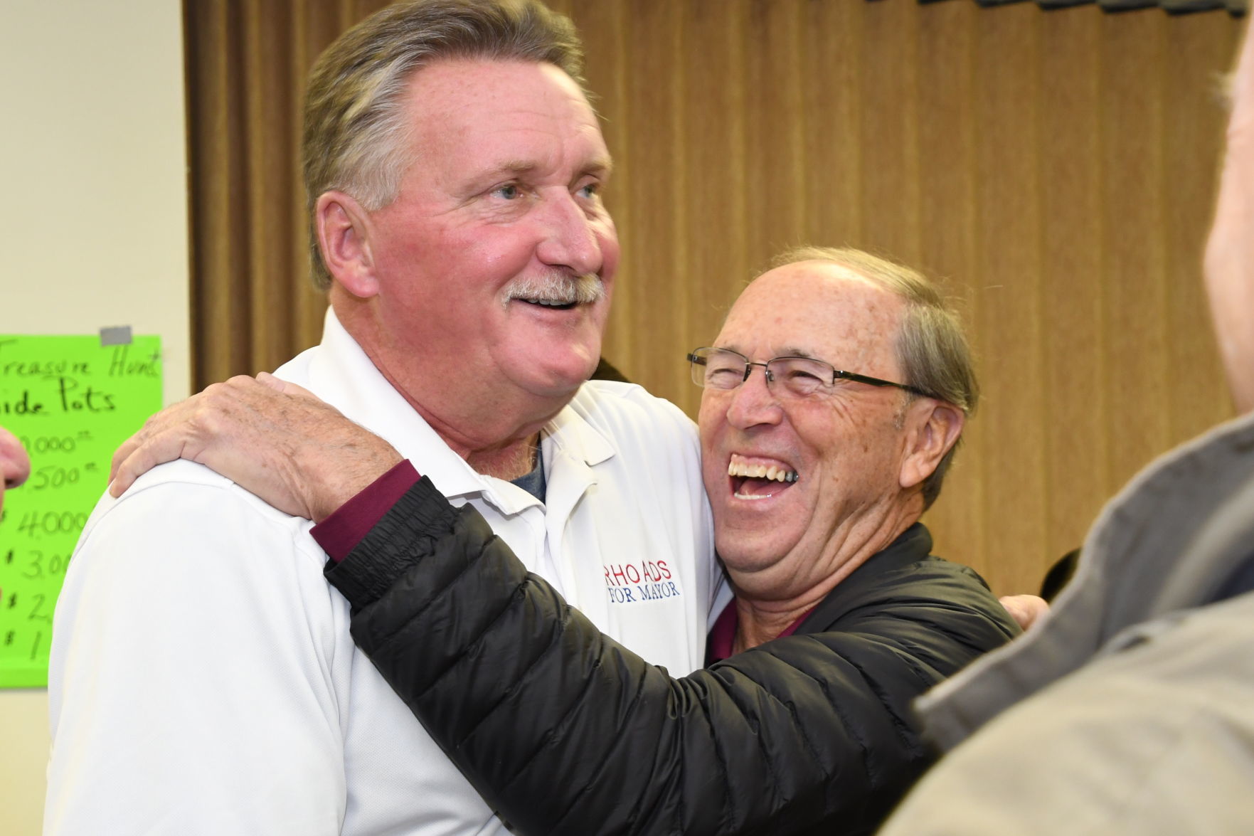 Rhoads wins mayors race November